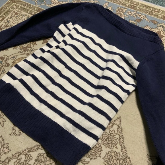 (Girls 10L) sweatshirt - Picture 3 of 4